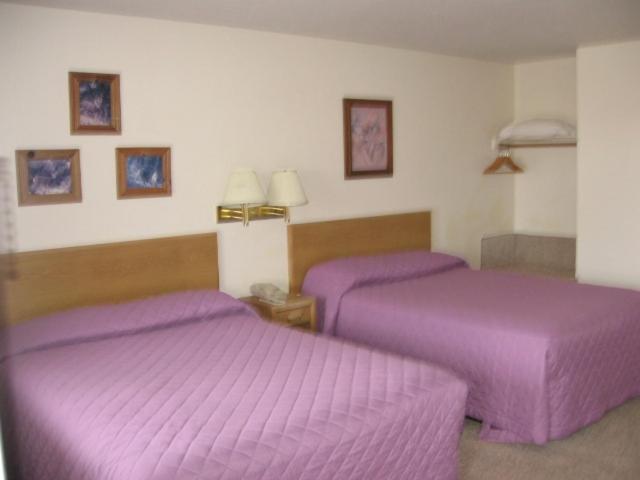 Little Bear Motel Green River Exterior photo
